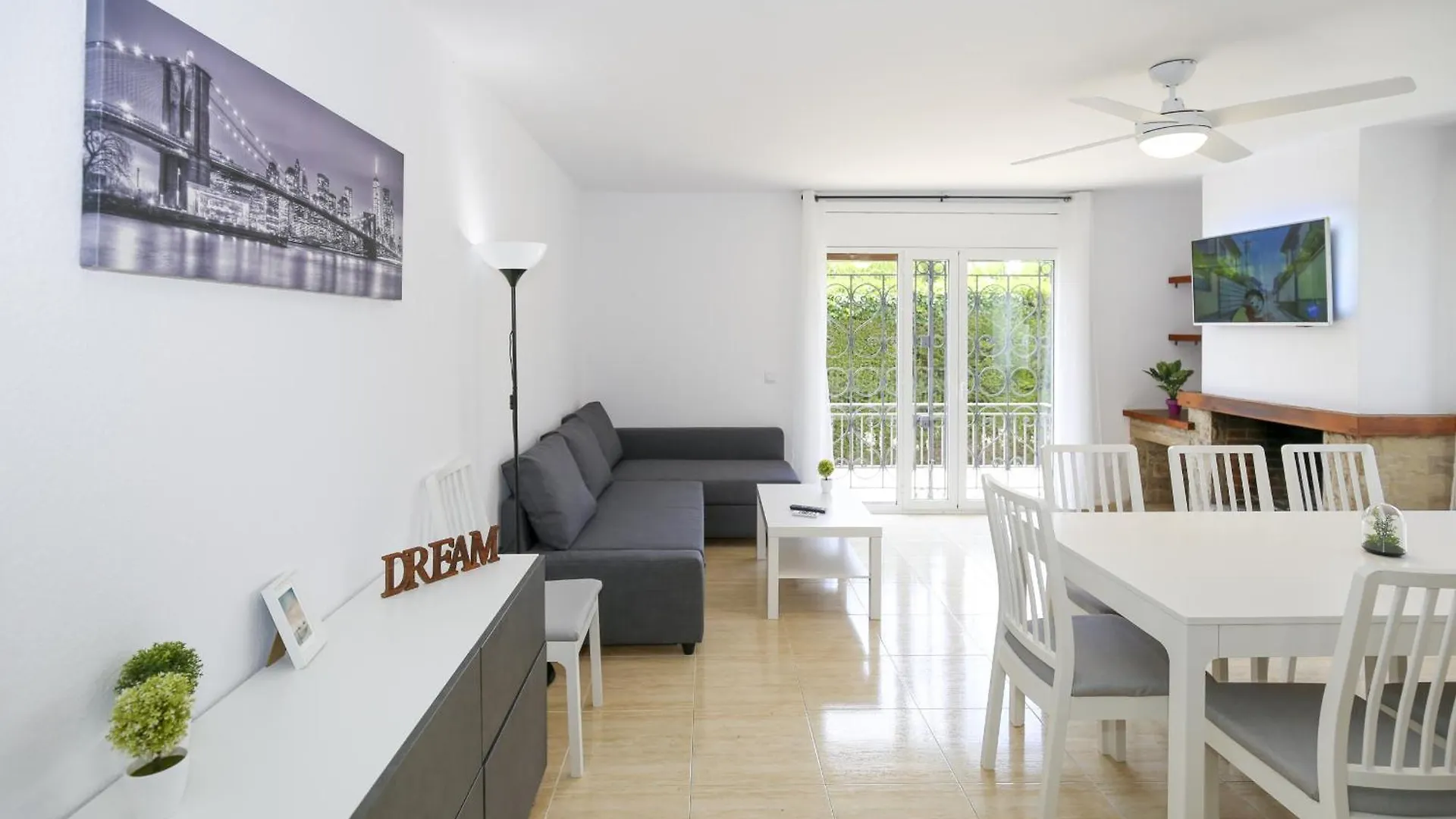 Adelfa Villa Planetcostadorada Salou Spain